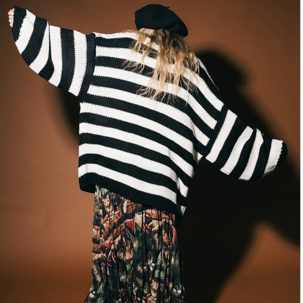 Striped Black and White Oversized Sweater - Picture 2 of 4